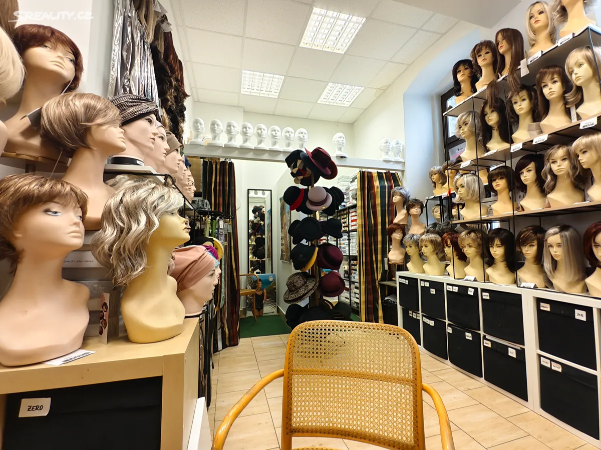 Prodej obchodního prostoru 70 m² – pohled 4