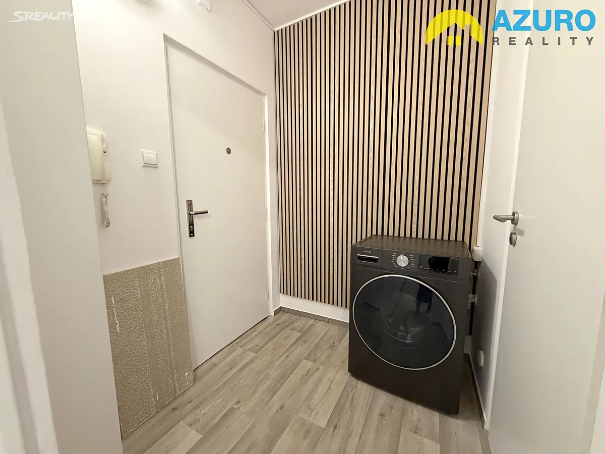 Pronájem bytu 1+kk 25 m² – pohled 5