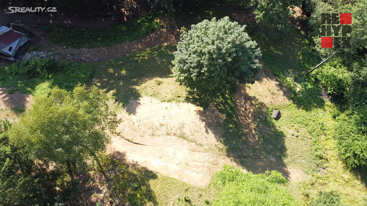 Prodej stavebního pozemku 1633 m² - Widok 2