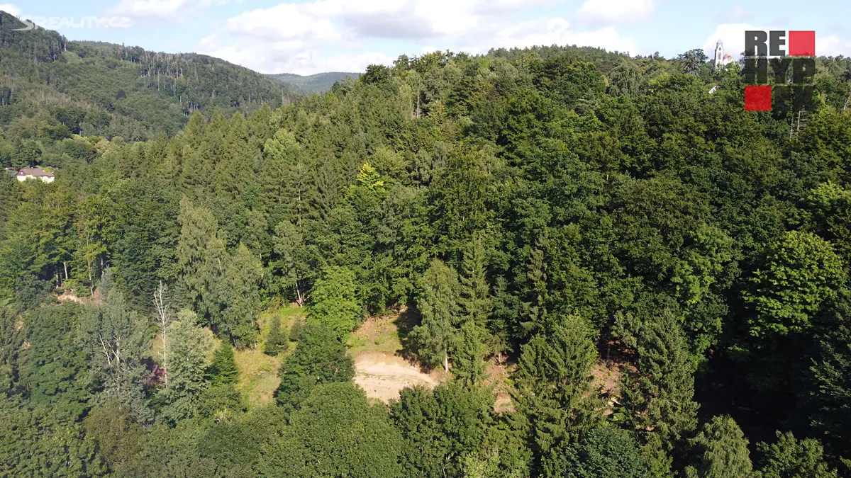 Prodej stavebního pozemku 1633 m² - Więcej
