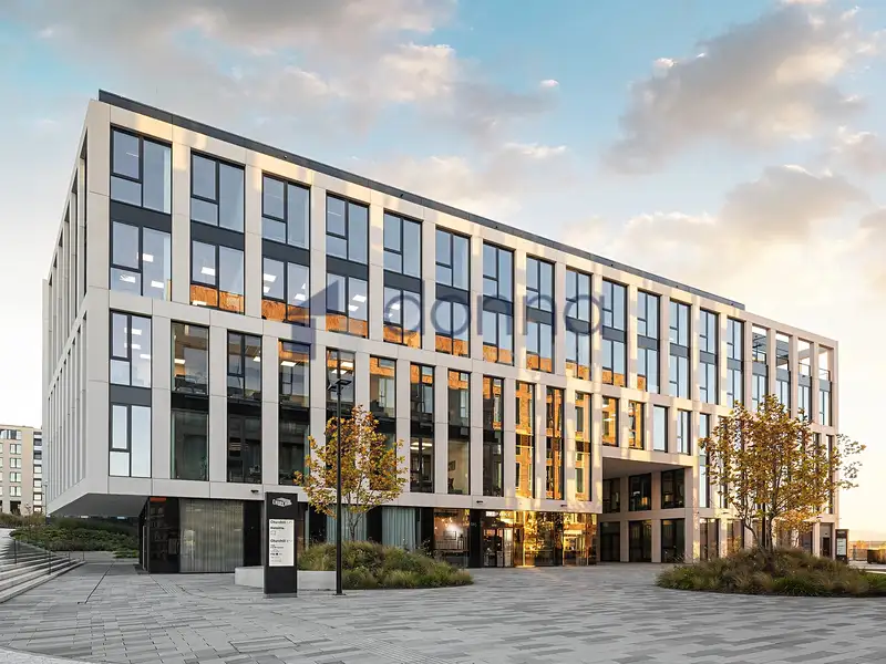 Pronájem kanceláře 912 m², Praha – náhled fotky 3