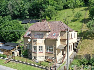 Prodej  rodinného domu 172 m², pozemek 1 968 m²