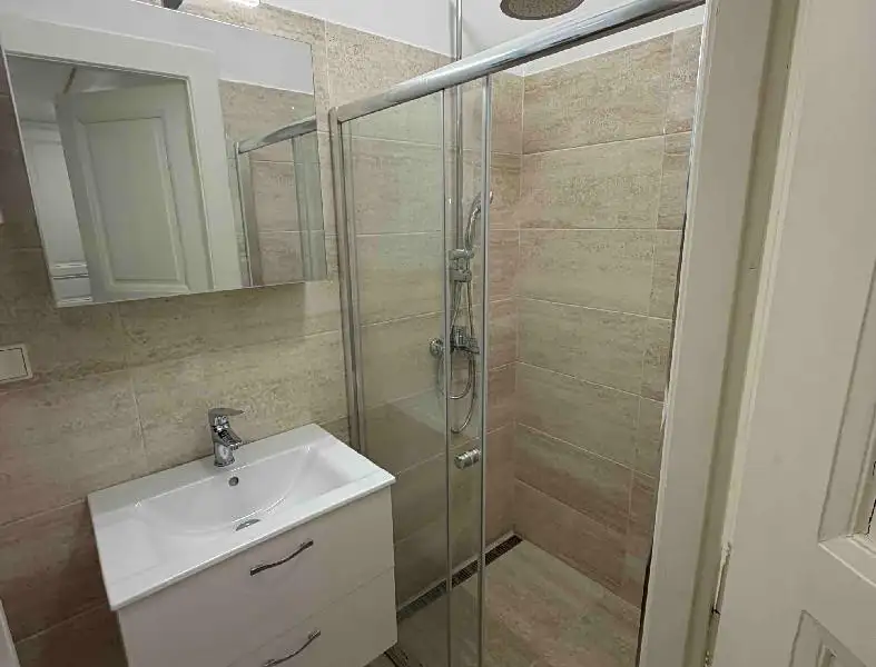Prodej bytu 2+1 63 m², Praha – náhled fotky 3