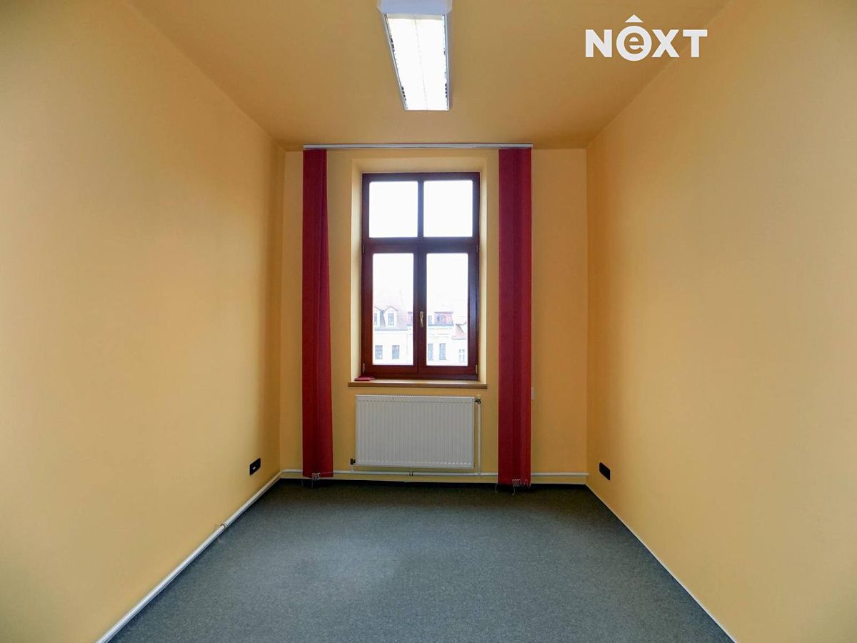 Pronájem kanceláře 87 m² – fotografie 3