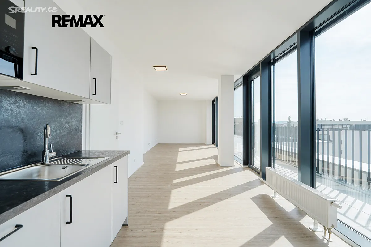 Pronájem bytu 2+kk 64 m² – pohled 5