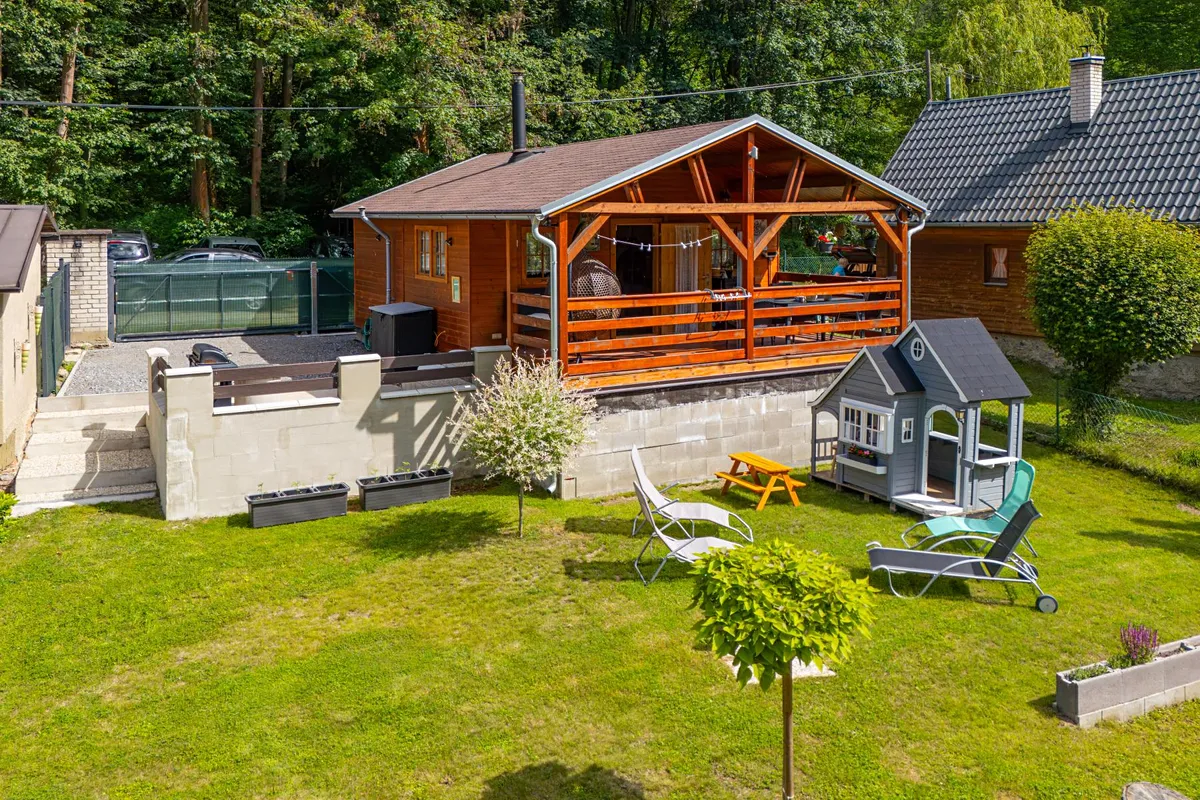 Prodej chaty 54 m², pozemek 235 m²