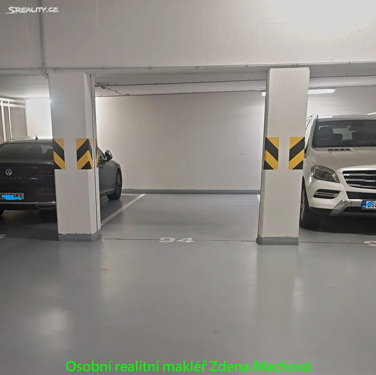 Pronájem garážového stání 18 m², Praha
