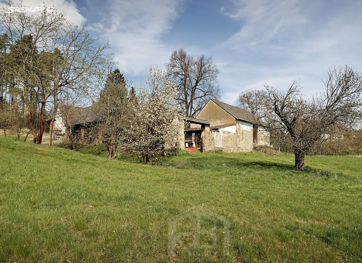 Prodej zemědělské usedlosti 109 m², pozemek 19728 m² – pohled 3