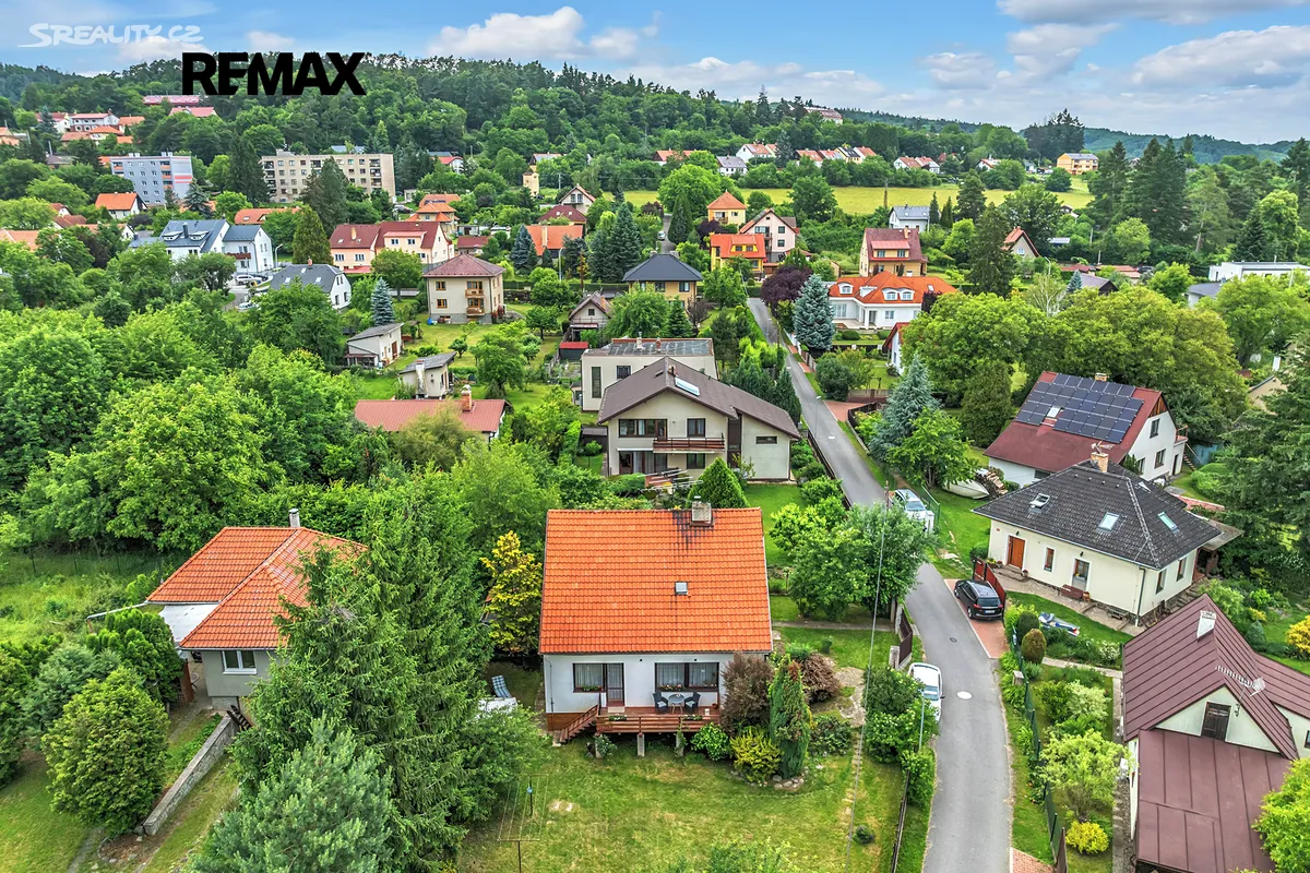 Prodej rodinného domu 214 m², pozemek 656 m² – pohled 4