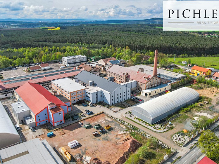 Комерційне приміщення в оренду, 1 361 м² (1 з 27)