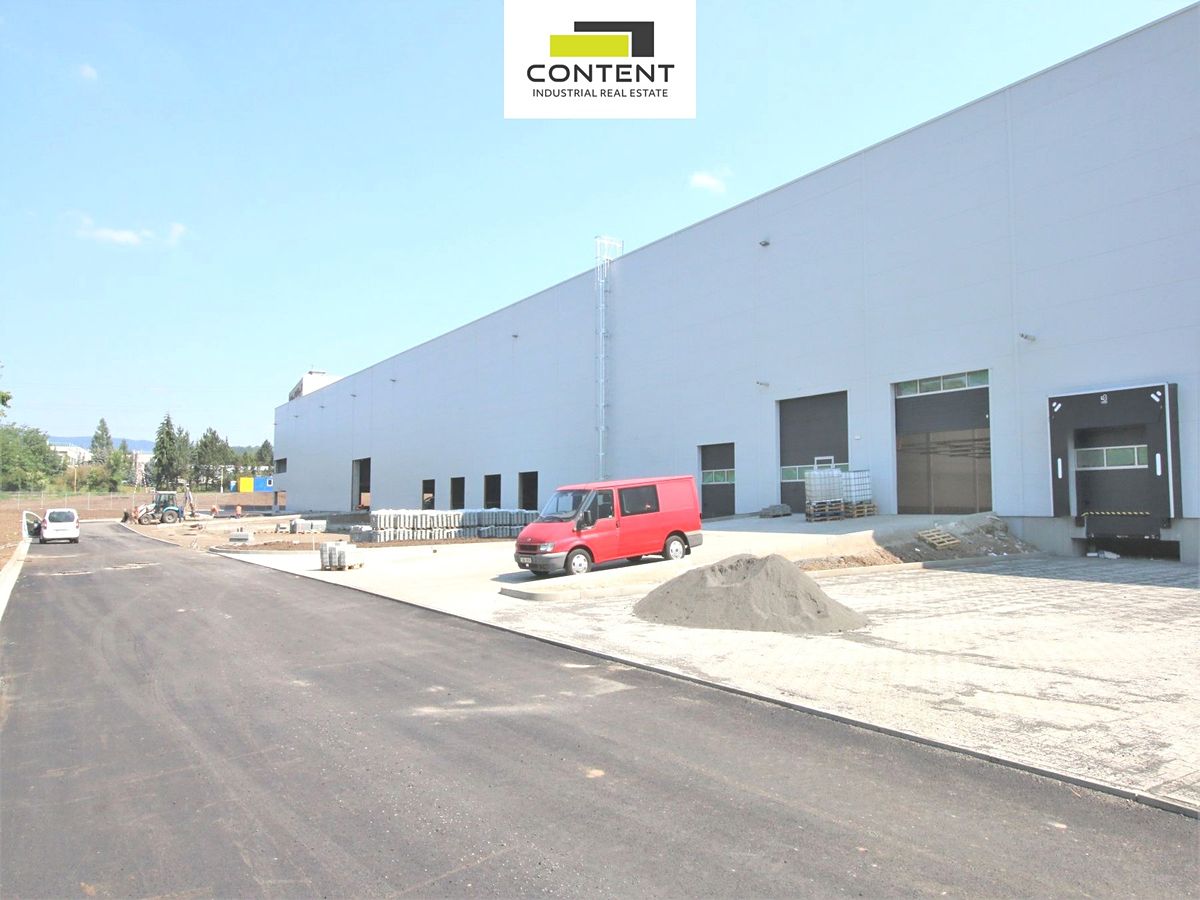 Pronájem skladového prostoru 3553 m²