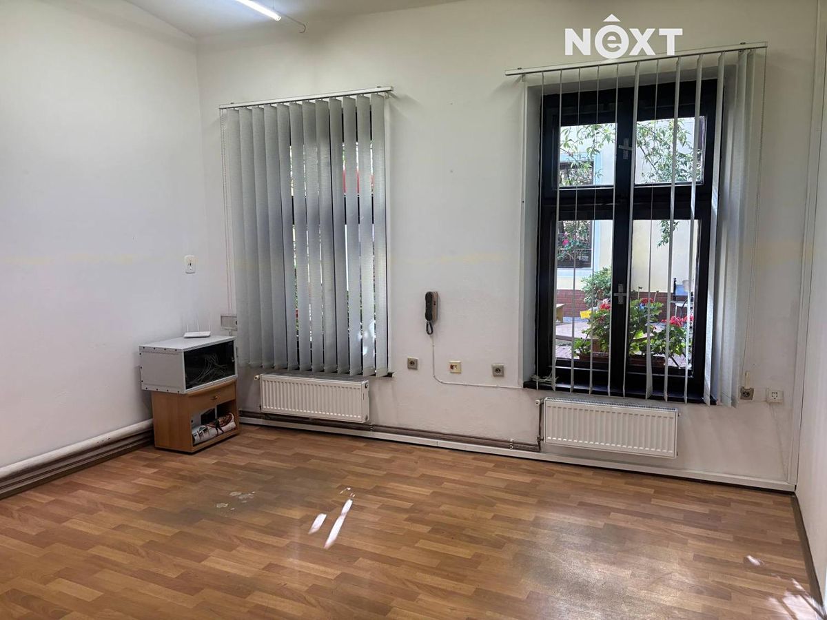 Pronájem obchodního prostoru 20 m² – fotografie 2