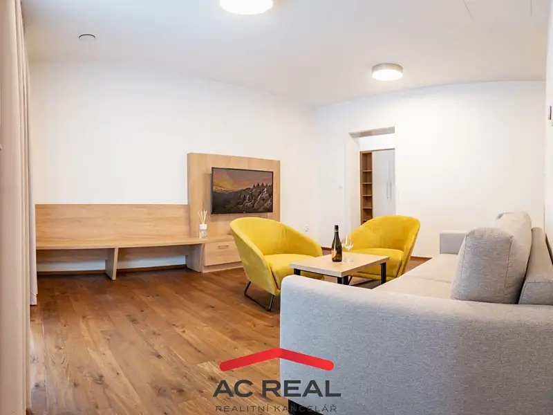 Prodej bytu 2+kk 68 m², Vrchlabí – náhled fotky 2