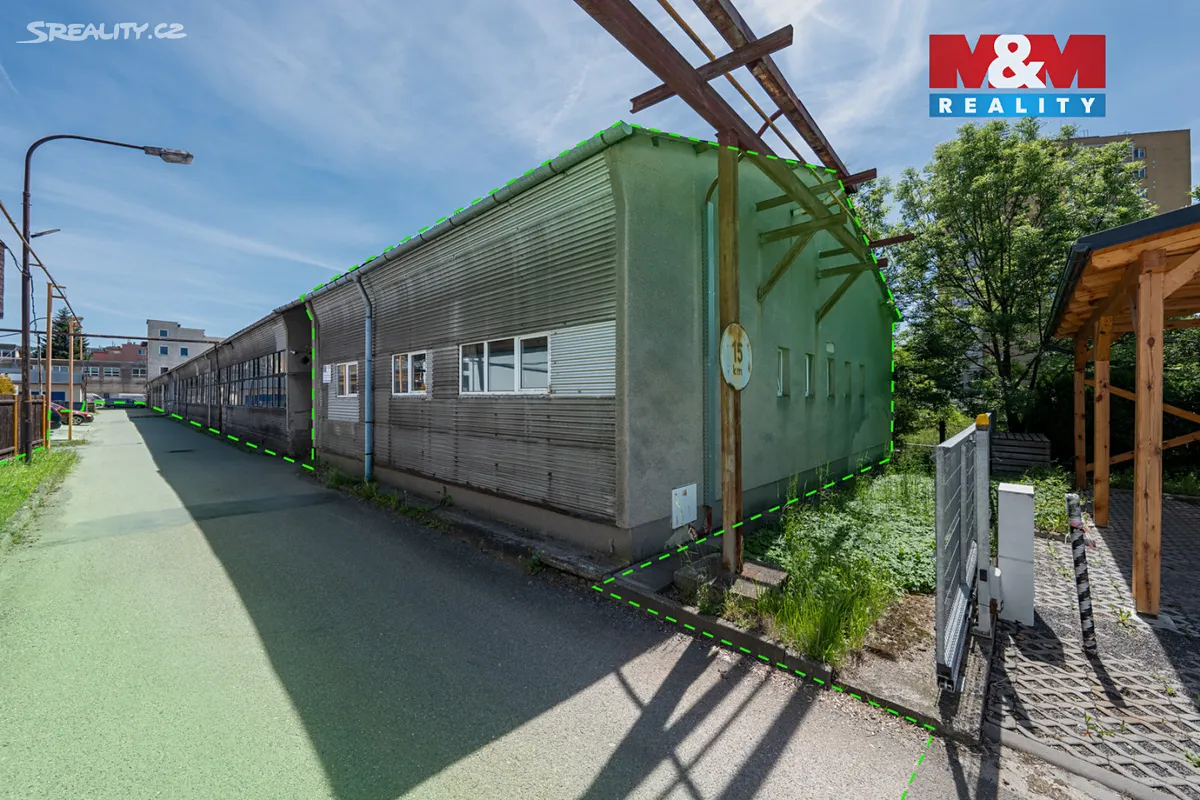 Prodej výrobní haly, prostoru 1240 m² - More