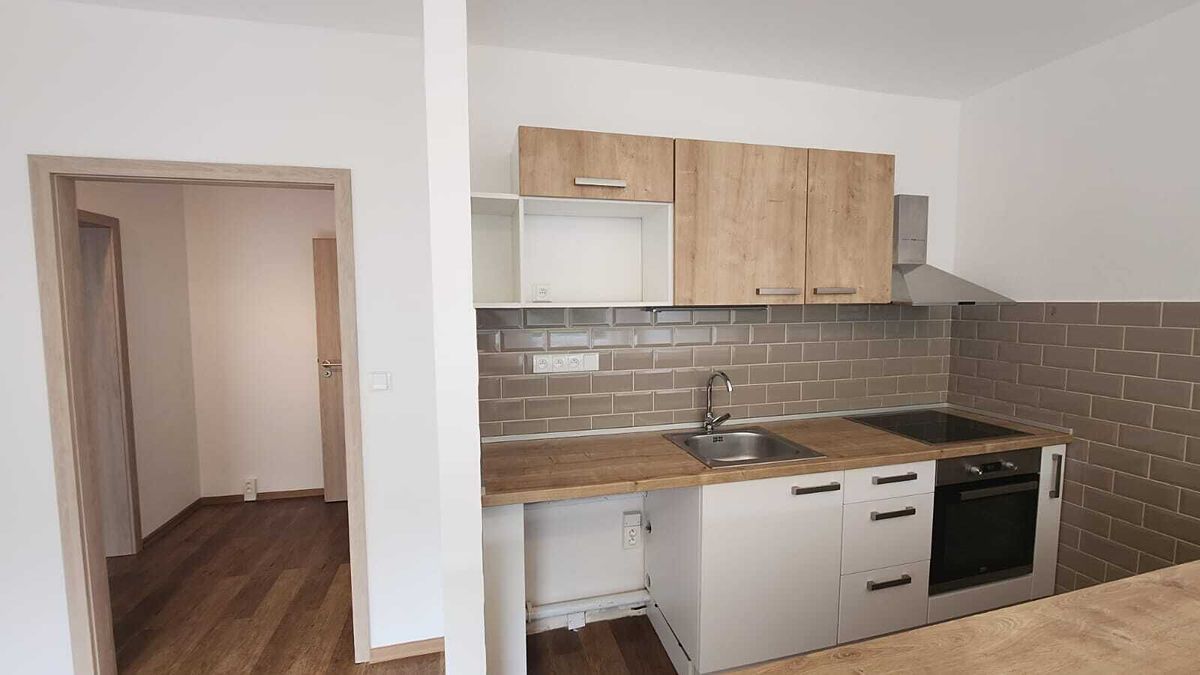 Pronájem bytu 2+kk 42 m²