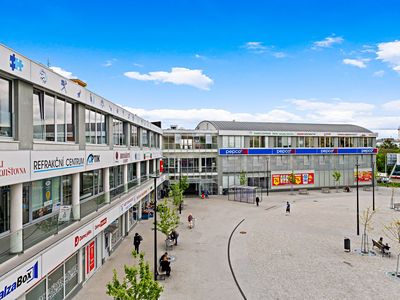Pronájem obchodního prostoru 54 m²