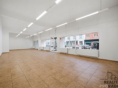 Pronájem obchodního prostoru 230 m²