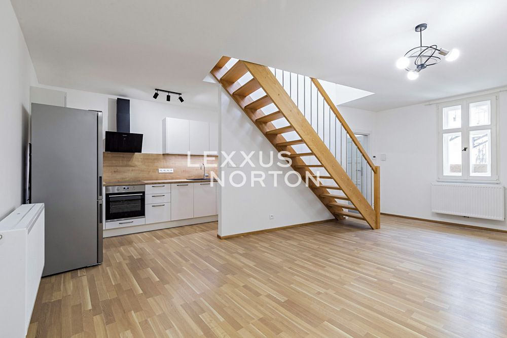 Pronájem bytu 2+kk 69 m²
