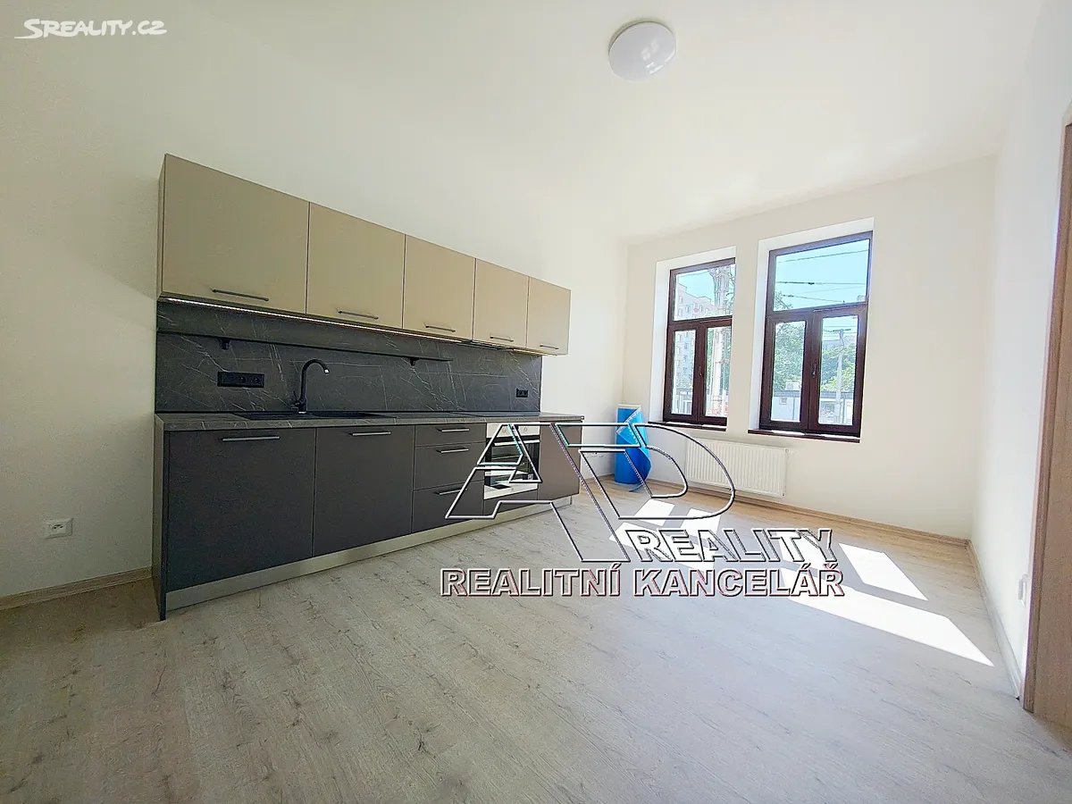 Pronájem bytu 2+1 65 m², České Budějovice