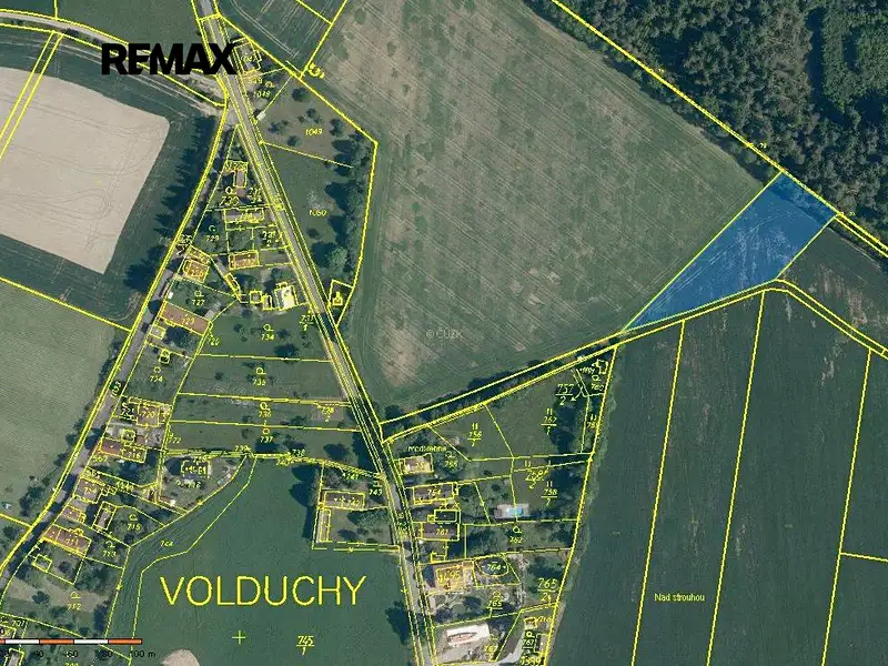 Prodej pole 3930 m², Volduchy – náhled fotky 1