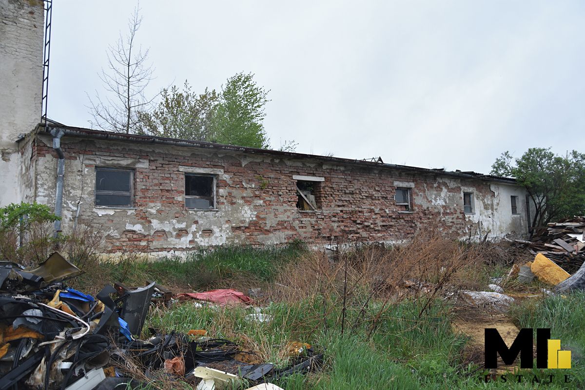 Prodej skladového prostoru 1356 m² – fotografie 3
