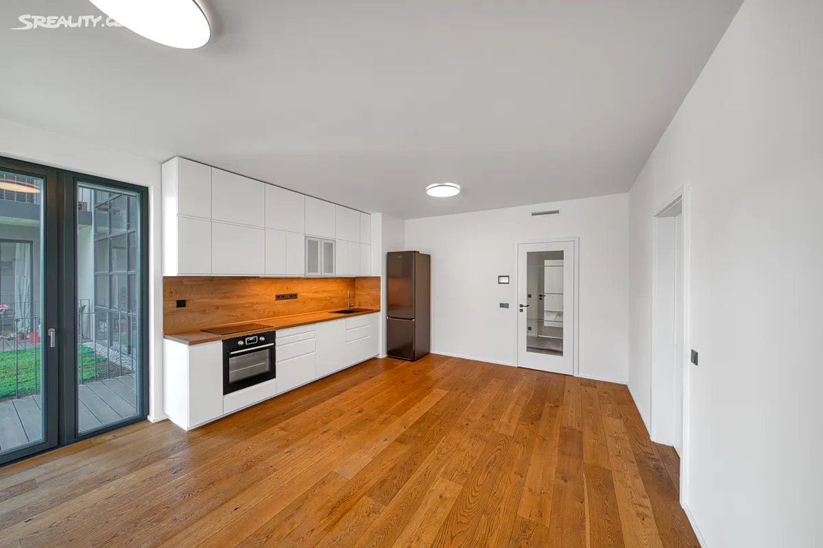 Pronájem bytu 2+kk 61 m²