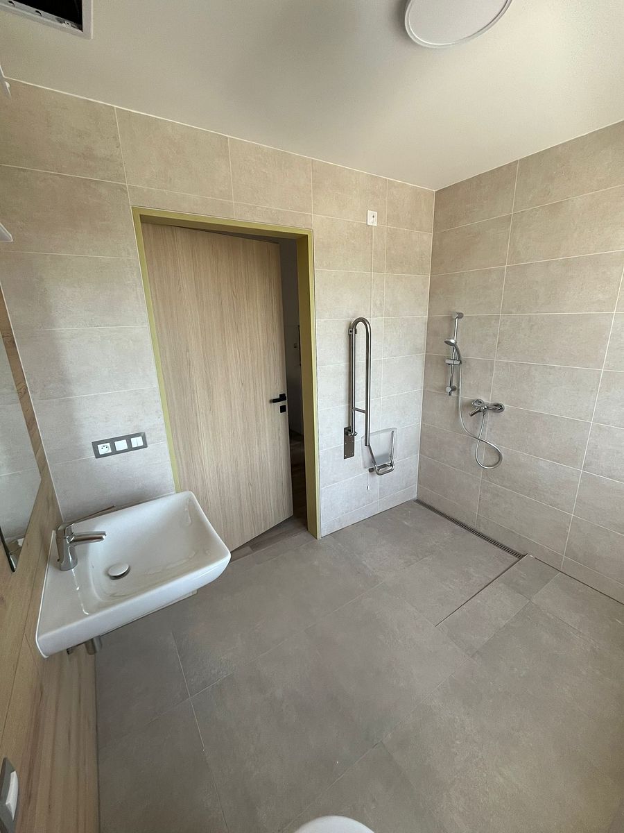 Pronájem bytu 1+kk 39 m² – fotografie 3
