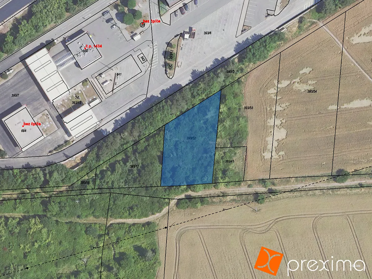 Prodej komerčního pozemku 1656 m²