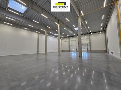 Pronájem skladového prostoru 816 m²