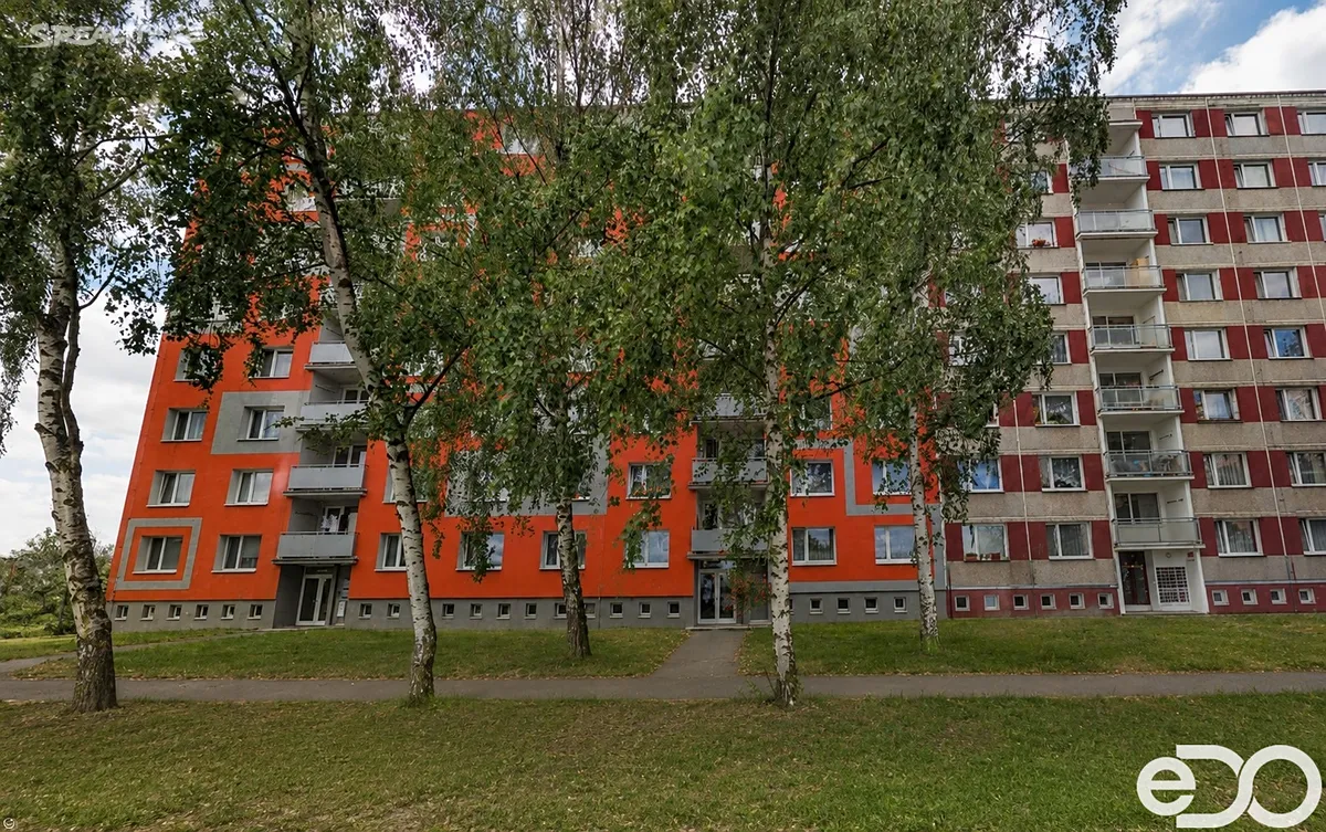 Pronájem bytu 2+1 57 m², Komenského