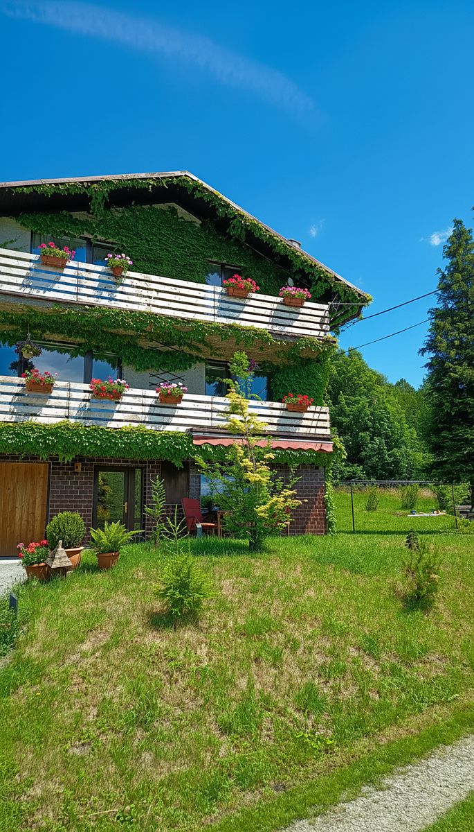 Prodej rodinného domu 288 m², pozemek 1100 m²