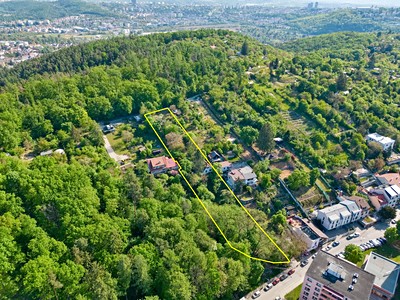 Prodej  stavebního pozemku 3 243 m²