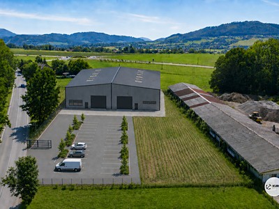 Prodej  komerčního pozemku 3 347 m²
