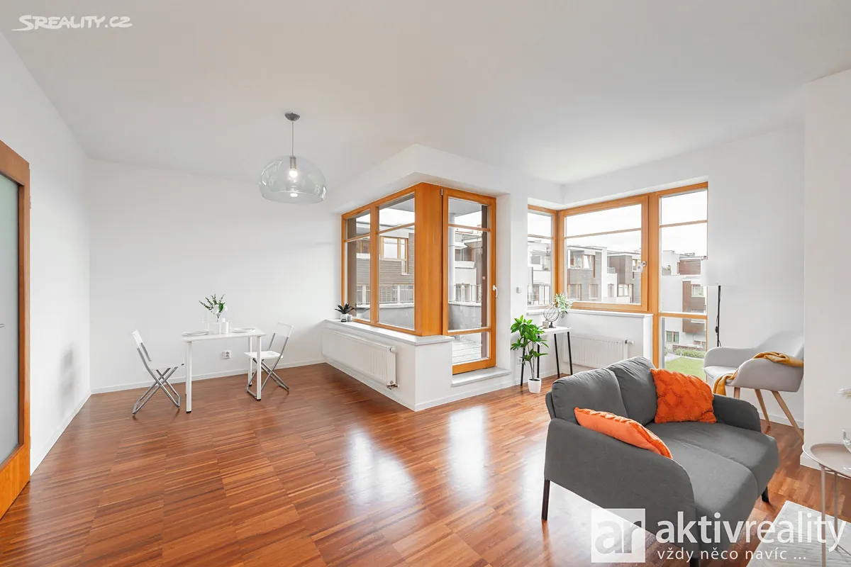 Prodej bytu 3+1 110 m² – pohled 3