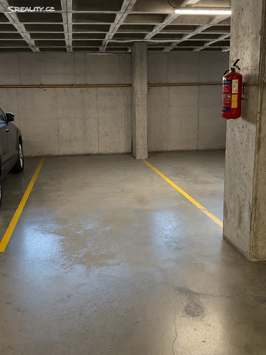 Pronájem bytu 1+kk 27 m², Brno