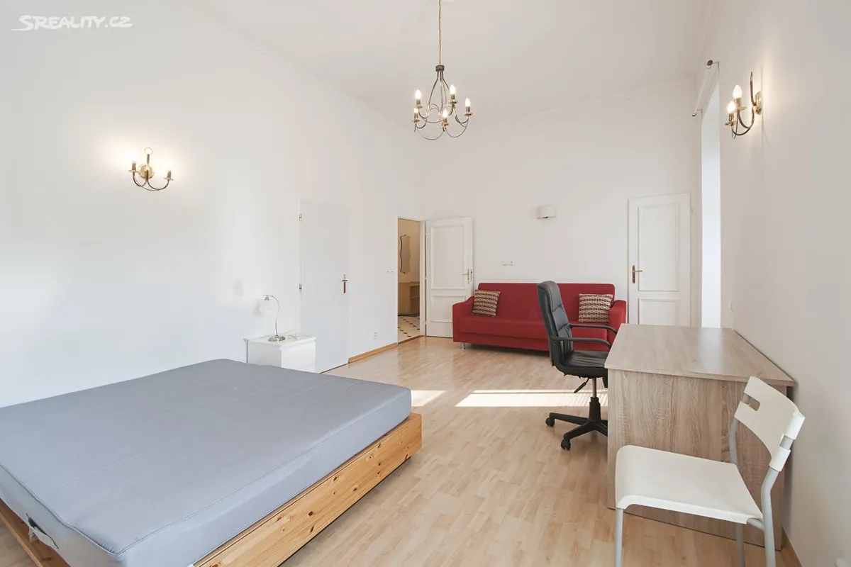 Pronájem bytu 3+kk 128 m² – pohled 4