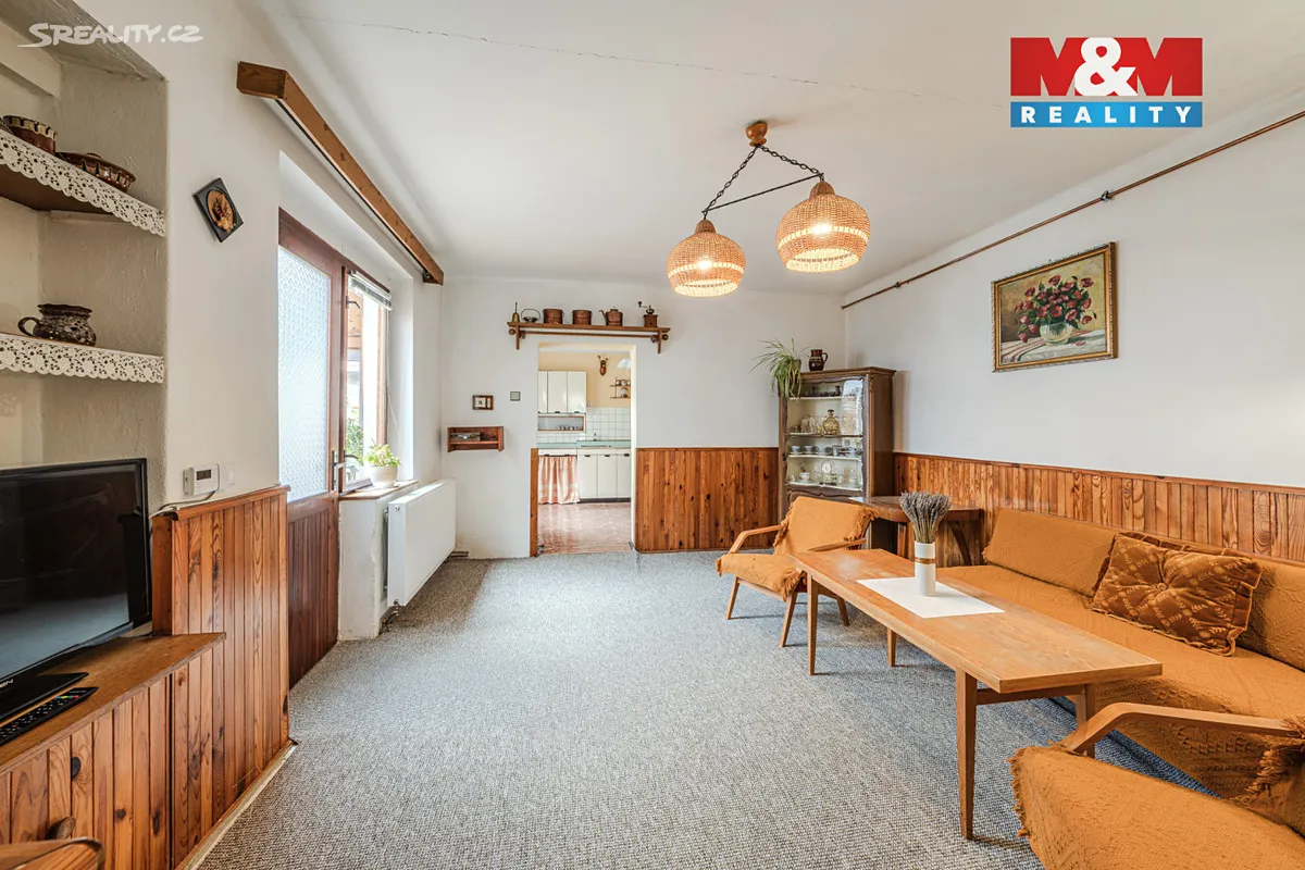 Prodej rodinného domu 159 m², pozemek 1306 m² – další