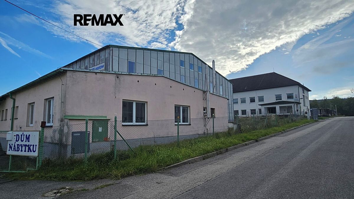 Pronájem obchodního prostoru 1280 m² – fotografie 2