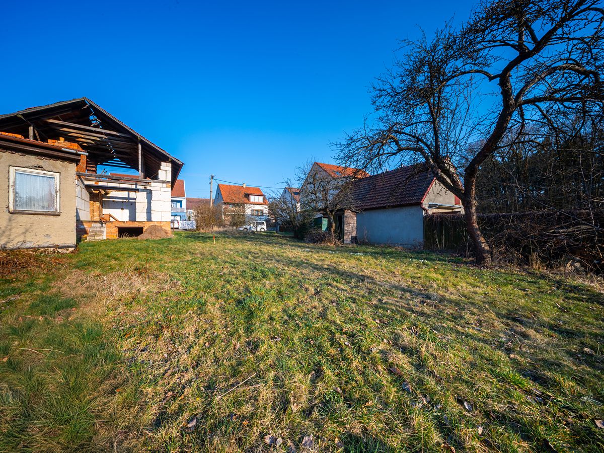 Prodej stavebního pozemku 806 m²