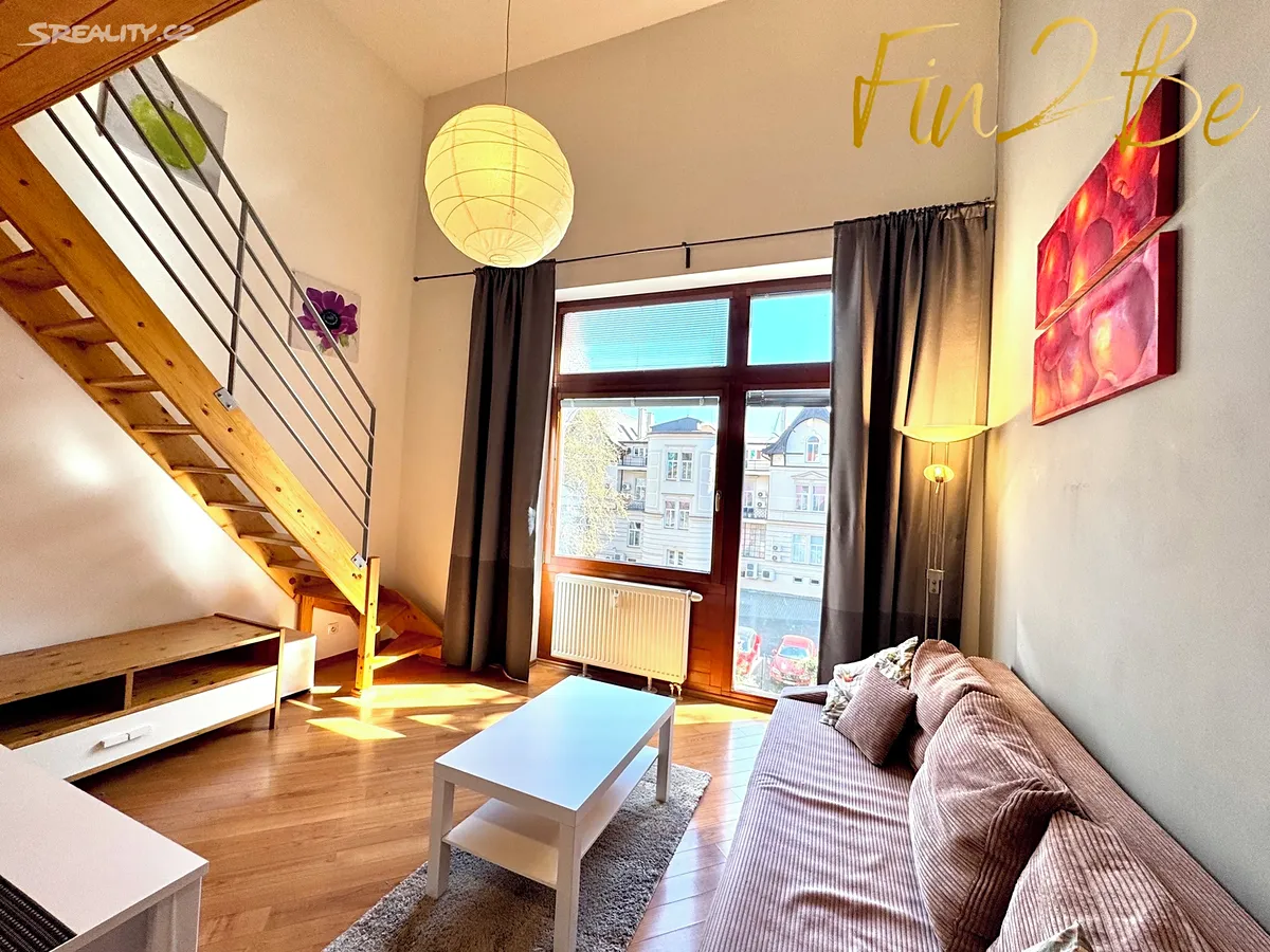 Pronájem bytu 1+kk 24 m² – pohled 2