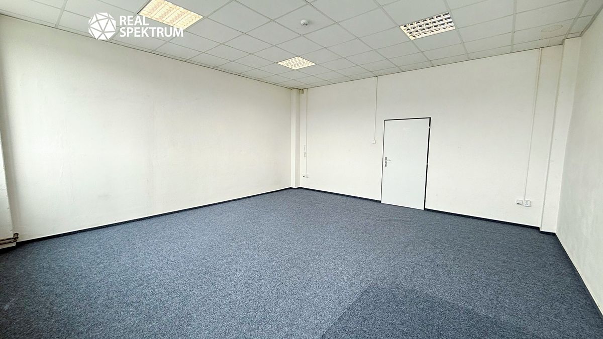 Pronájem kanceláře 36 m² – fotografie 2