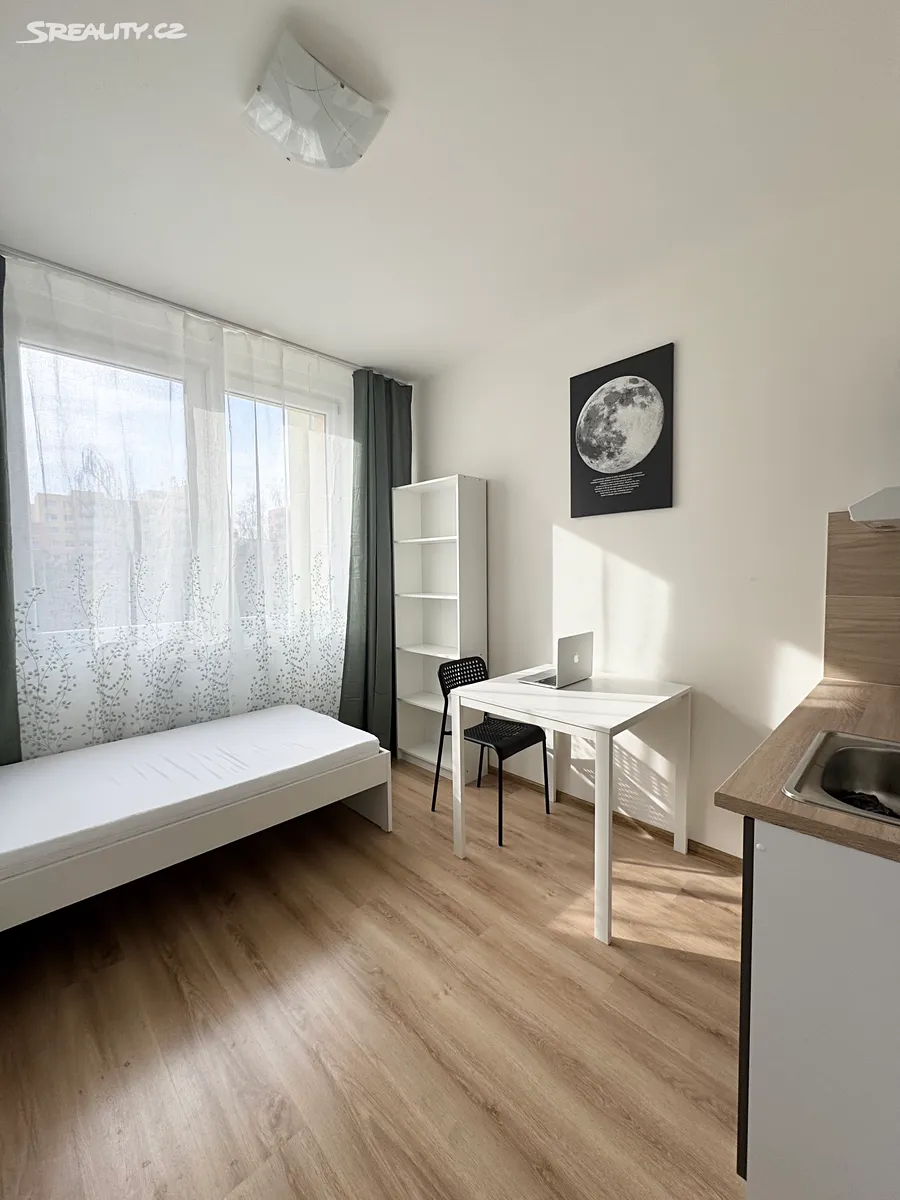Prodej bytu 3+1 69 m², Hřebečská