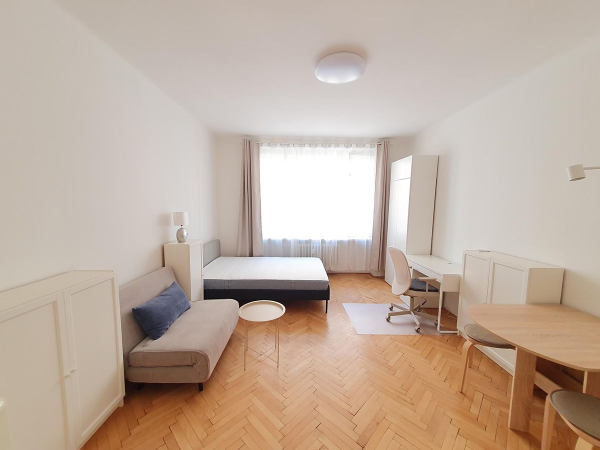 Pronájem bytu 1+kk 30 m²