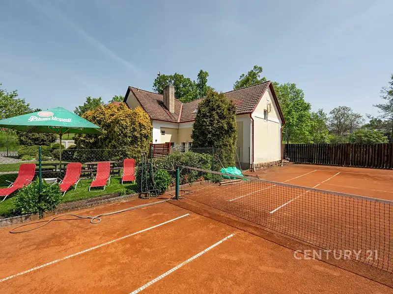 Prodej rodinného domu 155 m², pozemek 1723 m², Jesenice – náhled fotky 1