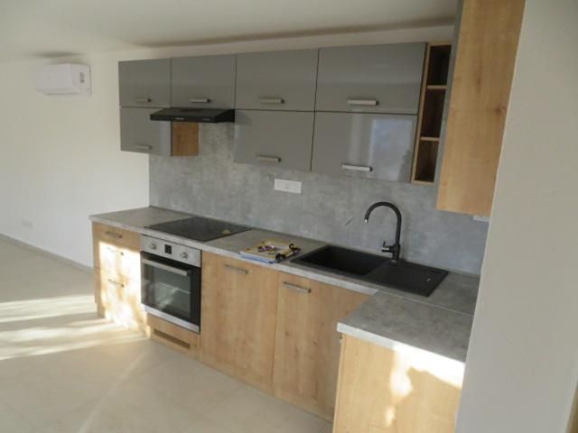Prodej rodinného domu 72 m², pozemek 76 m² – fotografie 4