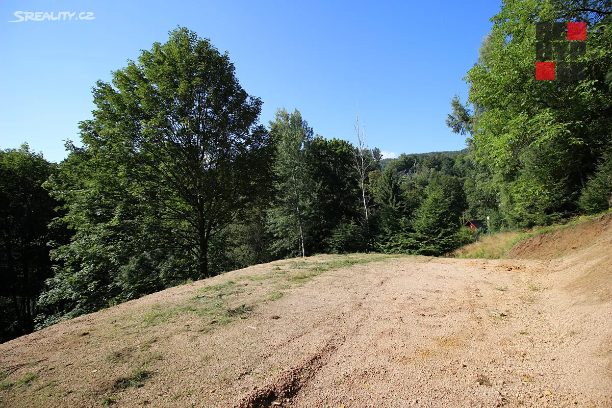 Prodej stavebního pozemku 1633 m², Liberec