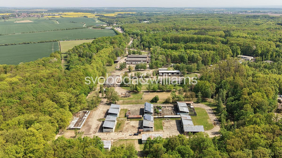 Prodej komerčního pozemku 289582 m²