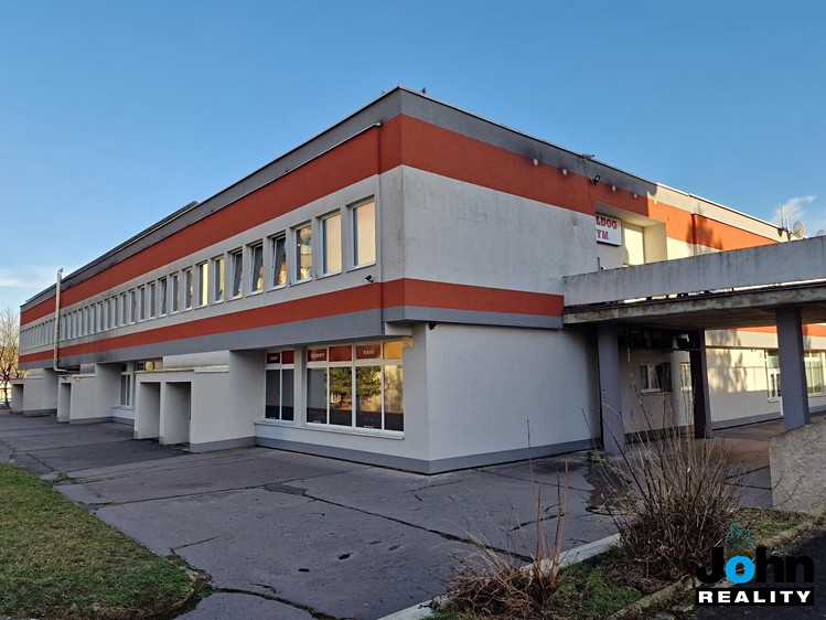 Комерційне приміщення в оренду, 400 м² (26 з 27)