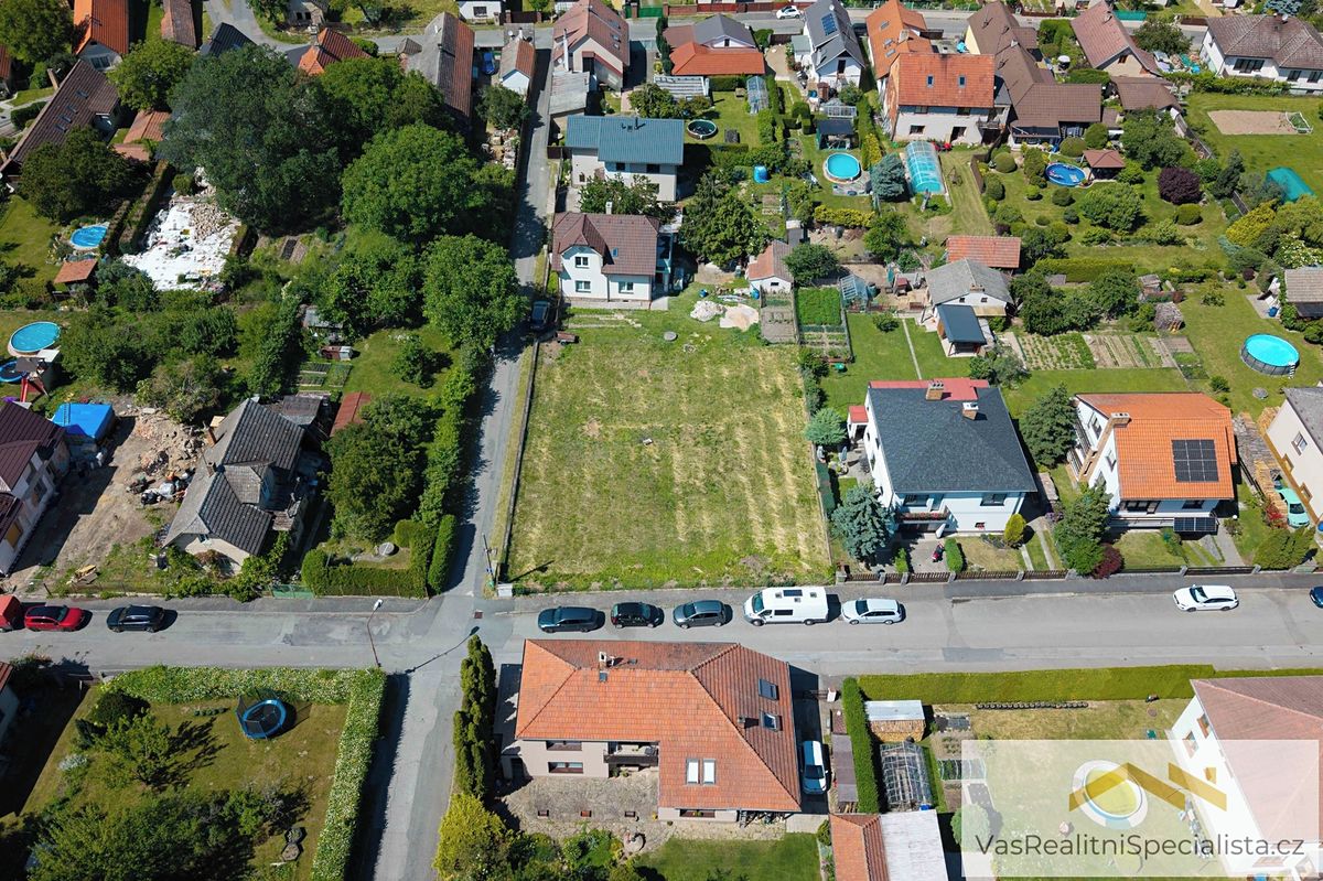 Prodej stavebního pozemku 876 m² – fotografie 5