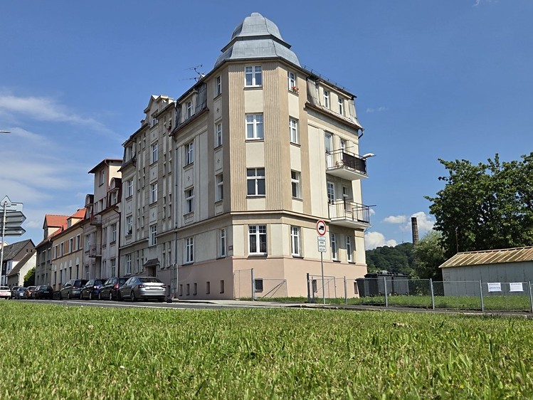 Prodej bytu 2+1, 61 m² (1 z 15)